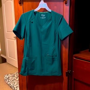 Women’s Cherokee IFlex scrub top